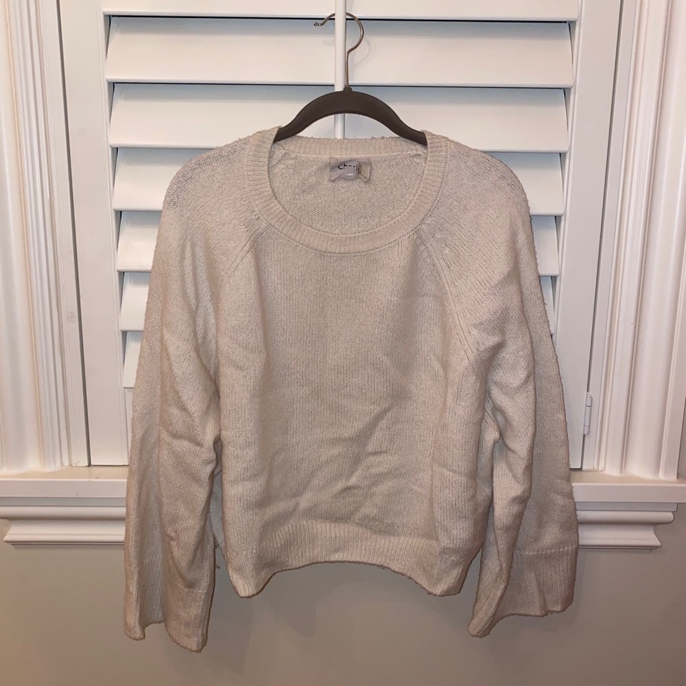 Incredibly soft white sweater from Revolve 🤍